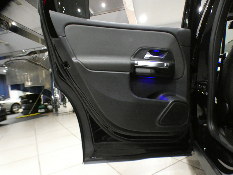 AMG GLB GLB35 4MATIC ｱﾄﾞﾊﾞﾝｽﾄ&ﾊﾟﾌｫｰﾏﾝｽPKG　ｷｰﾚｽｺﾞｰ 黒&灰革 ﾋｰﾀｰ ☆ﾊﾟﾉﾗﾏSR MBUX ﾍｯﾄﾞｱｯﾌﾟDSP Meｺﾈｸﾄ ﾜｲﾔﾚｽCH 全周囲ｶﾒﾗ PTS ﾏﾙﾁﾋﾞｰﾑLED ｱﾝﾋﾞｴﾝﾄﾗｲﾄ 専用ｴｸｽﾃﾘｱ&19AW 306ps　2年保証