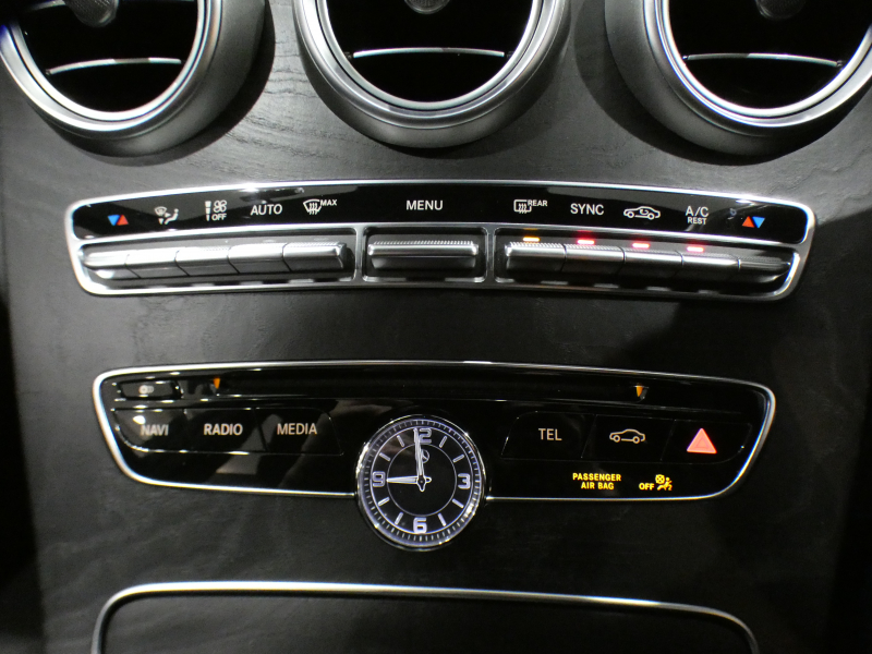 メルセデスベンツ Cクラス C250ｽﾎﾟｰﾂ ﾚｰﾀﾞｰｾｰﾌﾃｨPKG　ｷｰﾚｽｺﾞｰ ☆有償色 黒革 ﾋｰﾀｰ ﾅﾋﾞTV Bｶﾒﾗ PTS LEDﾗｲﾄ ｱﾝﾋﾞｴﾝﾄﾗｲﾄ ﾊﾟﾅﾒﾘｶｰﾅｸﾞﾘﾙ ﾄﾗﾝｸｽﾎﾟｲﾗｰ AMGｽﾀｲﾘﾝｸﾞ&19AW　2年保証