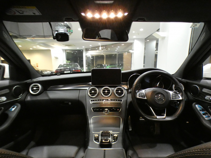 メルセデスベンツ Cクラス C250ｽﾎﾟｰﾂ ﾚｰﾀﾞｰｾｰﾌﾃｨPKG　ｷｰﾚｽｺﾞｰ ☆有償色 黒革 ﾋｰﾀｰ ﾅﾋﾞTV Bｶﾒﾗ PTS LEDﾗｲﾄ ｱﾝﾋﾞｴﾝﾄﾗｲﾄ ﾊﾟﾅﾒﾘｶｰﾅｸﾞﾘﾙ ﾄﾗﾝｸｽﾎﾟｲﾗｰ AMGｽﾀｲﾘﾝｸﾞ&19AW　2年保証