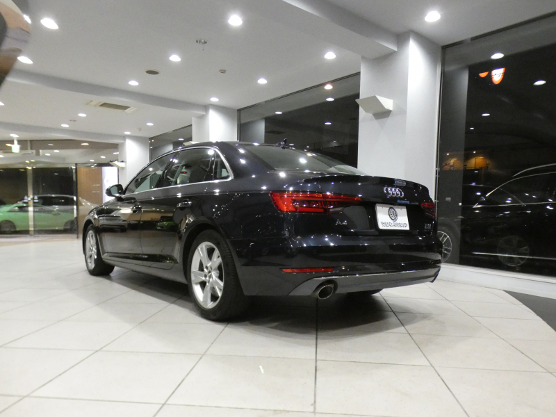 アウディ A4 A4 2.0TFSIｸﾜﾄﾛ ﾗｸﾞｼﾞｭｱﾘｰ&ｱｼｽﾀﾝｽPKG　ADVｷｰ 追ACC ﾚｰﾝ&ｻｲﾄﾞｱｼｽﾄ 黒革 ﾋｰﾀｰ MMIﾅﾋﾞ ﾊﾞｰﾁｬﾙCP 全周囲ｶﾒﾗ PDC ☆ﾏﾄﾘｸｽLED LEDｲﾝﾃﾘｱﾗｲﾄ　2年保証