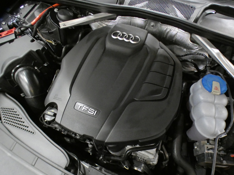 アウディ A4 A4 2.0TFSIｸﾜﾄﾛ ﾗｸﾞｼﾞｭｱﾘｰ&ｱｼｽﾀﾝｽPKG　ADVｷｰ 追ACC ﾚｰﾝ&ｻｲﾄﾞｱｼｽﾄ 黒革 ﾋｰﾀｰ MMIﾅﾋﾞ ﾊﾞｰﾁｬﾙCP 全周囲ｶﾒﾗ PDC ☆ﾏﾄﾘｸｽLED LEDｲﾝﾃﾘｱﾗｲﾄ　2年保証