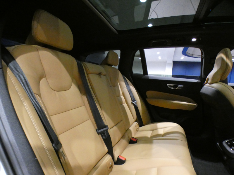 ボルボ V60 V60ｸﾛｽｶﾝﾄﾘｰ ｱﾙﾃｨﾒｯﾄB5 AWD　1ｵｰﾅｰ 追ACC･LKA･ BLIS 茶革 全席ﾋｰﾀｰ ﾍﾞﾝﾁﾚｰﾀｰ ﾏｯｻｰｼﾞ ☆ﾊﾟﾉﾗﾏSR ☆ｸﾘｽﾀﾙｼﾌﾄﾉﾌﾞ  ﾀｯﾁｽｸﾘｰﾝGoogleﾅﾋﾞ harman/K 全周ｶﾒﾗ LEDﾗｲﾄ ｵｰﾄﾃｰﾙｹﾞｰﾄ 19AW B5EG+ﾓｰﾀｰ　2年保証