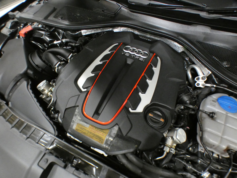 アウディ S7 S7ｽﾎﾟｰﾂﾊﾞｯｸ　☆1ｵｰﾅｰ ADVｷｰ 黒革 全席ﾋｰﾀｰ ｻﾝﾙｰﾌ MMIﾅﾋﾞ BOSE Bｶﾒﾗ PDC ﾘｱ独立AC LEDﾗｲﾄ 専用ｴｸｽﾃﾘｱ&20AW 420ps　2年保証