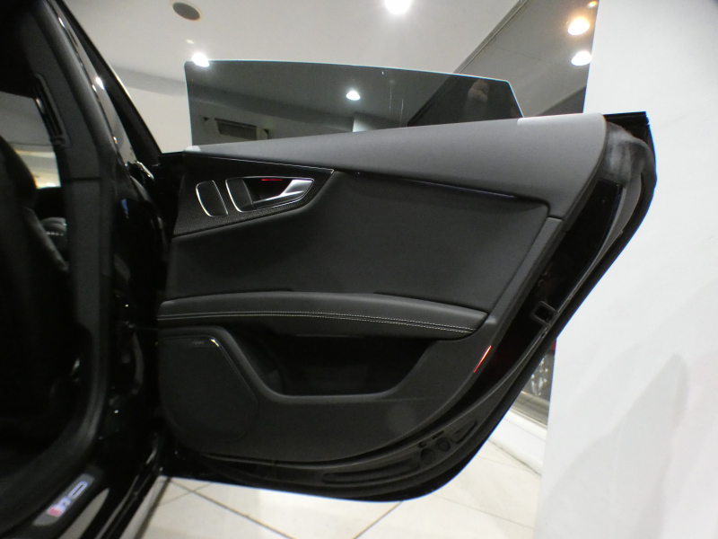 アウディ S7 S7ｽﾎﾟｰﾂﾊﾞｯｸ　☆1ｵｰﾅｰ ADVｷｰ 黒革 全席ﾋｰﾀｰ ｻﾝﾙｰﾌ MMIﾅﾋﾞ BOSE Bｶﾒﾗ PDC ﾘｱ独立AC LEDﾗｲﾄ 専用ｴｸｽﾃﾘｱ&20AW 420ps　2年保証