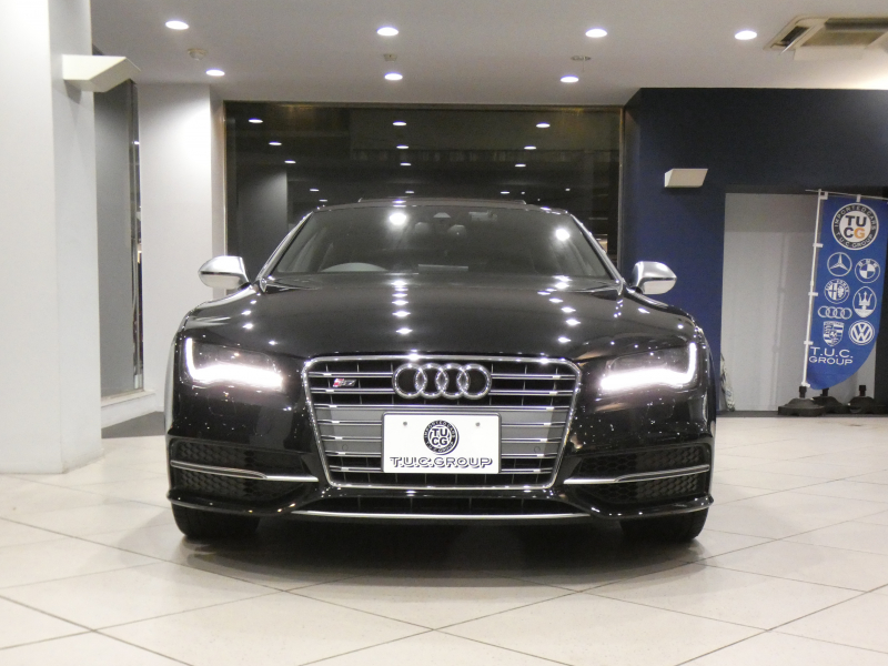 アウディ S7 S7ｽﾎﾟｰﾂﾊﾞｯｸ　☆1ｵｰﾅｰ ADVｷｰ 黒革 全席ﾋｰﾀｰ ｻﾝﾙｰﾌ MMIﾅﾋﾞ BOSE Bｶﾒﾗ PDC ﾘｱ独立AC LEDﾗｲﾄ 専用ｴｸｽﾃﾘｱ&20AW 420ps　2年保証