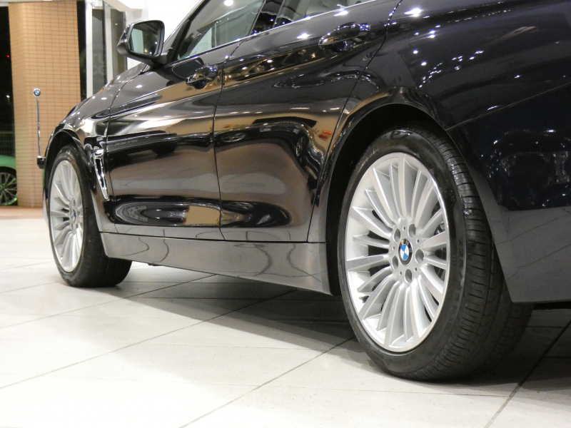 BMW 4シリーズ 420iｸﾞﾗﾝｸｰﾍﾟ ﾗｸﾞｼﾞｭｱﾘｰ　ｺﾝﾌｫA 追ACC ﾚｰﾝDW 衝突軽減 ☆白革 ﾋｰﾀｰ iﾄﾞﾗｲﾌﾞﾅﾋﾞ(NBT-EVO) Bｶﾒﾗ PDC ｷｾﾉﾝ ｵｰﾄﾃｰﾙｹﾞｰﾄ ﾗｸﾞｼﾞｭｱﾘｰ専用ｴｸｽﾃﾘｱ&18AW　2年保証