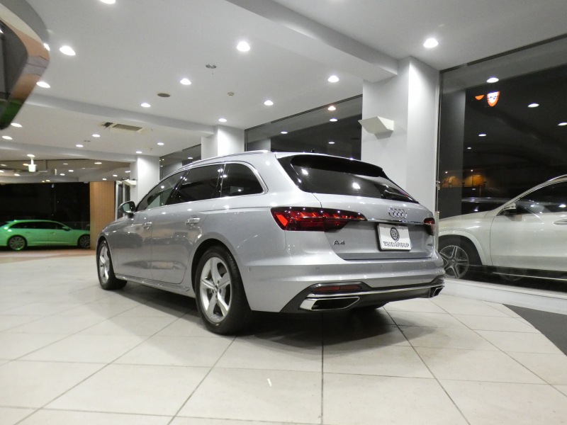 アウディ A4アバント A4ｱﾊﾞﾝﾄ 45TFSIｸﾜﾄﾛ ｱﾄﾞﾊﾞﾝｽﾄ ﾊﾟｰｸｱｼｽﾄPKG　後期 追ACC ﾚｰﾝ&ｻｲﾄﾞｱｼｽﾄ ｱｳﾃﾞｨﾌﾟﾚｾﾝｽ ｸﾛｽｼｰﾄ ﾋｰﾀｰ ﾀｯﾁｽｸﾘｰﾝMMIﾅﾋﾞ 全周囲ｶﾒﾗ PDC ﾏﾄﾘｸｽLED ﾏﾙﾁｶﾗｰｱﾝﾋﾞｴﾝﾄ　2年保証