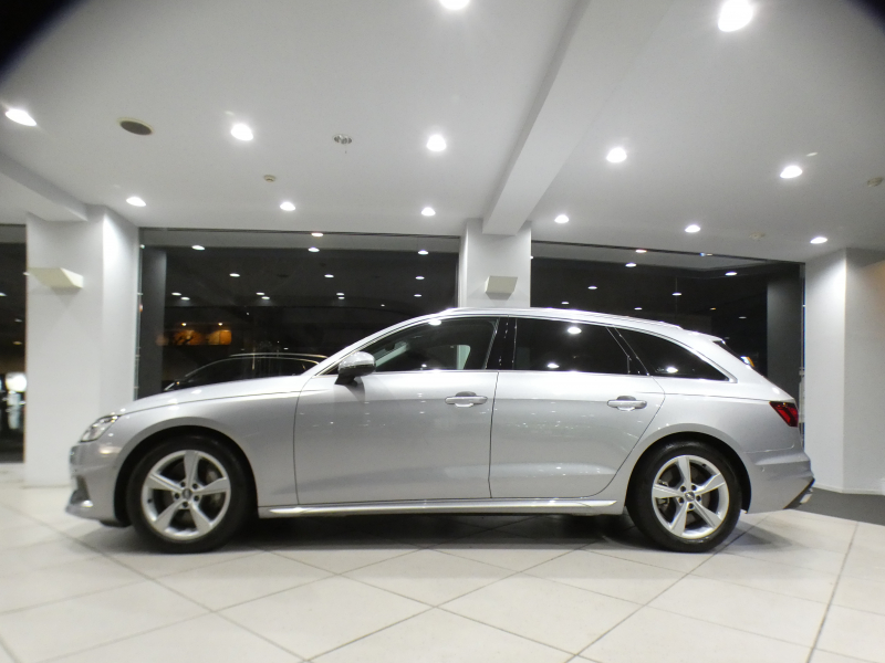 アウディ A4アバント A4ｱﾊﾞﾝﾄ 45TFSIｸﾜﾄﾛ ｱﾄﾞﾊﾞﾝｽﾄ ﾊﾟｰｸｱｼｽﾄPKG　後期 追ACC ﾚｰﾝ&ｻｲﾄﾞｱｼｽﾄ ｱｳﾃﾞｨﾌﾟﾚｾﾝｽ ｸﾛｽｼｰﾄ ﾋｰﾀｰ ﾀｯﾁｽｸﾘｰﾝMMIﾅﾋﾞ 全周囲ｶﾒﾗ PDC ﾏﾄﾘｸｽLED ﾏﾙﾁｶﾗｰｱﾝﾋﾞｴﾝﾄ　2年保証