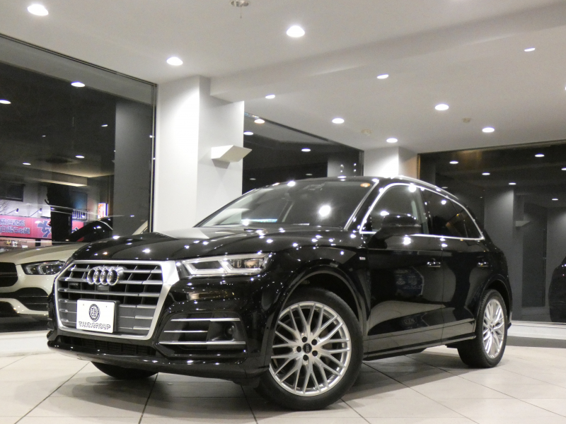 アウディ Q5 Q5 2.0TFSIｸﾜﾄﾛ ﾃﾞﾋﾞｭｰ&ﾗｸﾞｼﾞｭｱﾘｰ&ｱｼｽﾀﾝｽPKG　ADVｷｰ 追ACC ｻｲﾄﾞｱｼｽﾄ 衝突軽減 黒革 ﾋｰﾀｰ MMIﾅﾋﾞ ﾊﾞｰﾁｬﾙCP 全周ｶﾒﾗ PDC ﾏﾄﾘｸｽLED ｱﾝﾋﾞｴﾝﾄﾗｲﾄ Sﾗｲﾝｴｸｽﾃﾘｱ 20AW ☆ｴｱｻｽ　2年保証