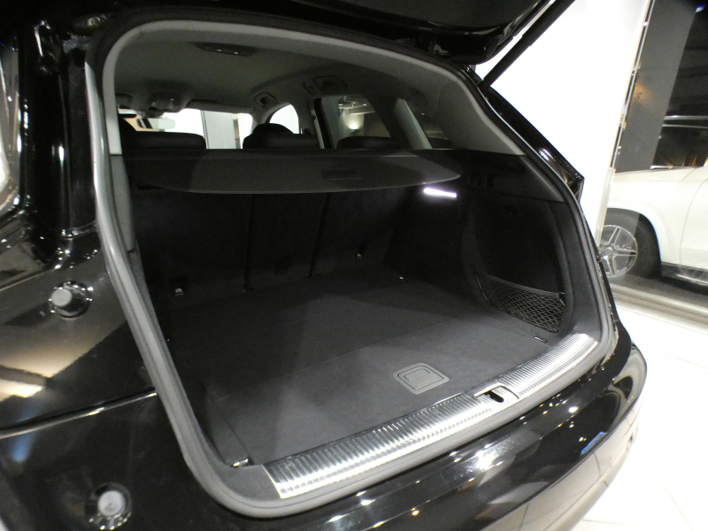 アウディ Q5 Q5 2.0TFSIｸﾜﾄﾛ ﾃﾞﾋﾞｭｰ&ﾗｸﾞｼﾞｭｱﾘｰ&ｱｼｽﾀﾝｽPKG　ADVｷｰ 追ACC ｻｲﾄﾞｱｼｽﾄ 衝突軽減 黒革 ﾋｰﾀｰ MMIﾅﾋﾞ ﾊﾞｰﾁｬﾙCP 全周ｶﾒﾗ PDC ﾏﾄﾘｸｽLED ｱﾝﾋﾞｴﾝﾄﾗｲﾄ Sﾗｲﾝｴｸｽﾃﾘｱ 20AW ☆ｴｱｻｽ　2年保証