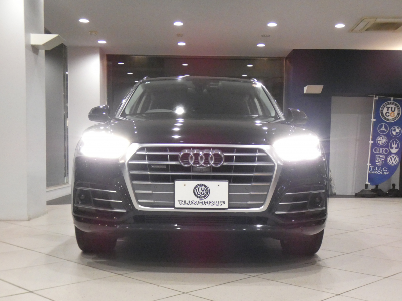 アウディ Q5 Q5 2.0TFSIｸﾜﾄﾛ ﾃﾞﾋﾞｭｰ&ﾗｸﾞｼﾞｭｱﾘｰ&ｱｼｽﾀﾝｽPKG　ADVｷｰ 追ACC ｻｲﾄﾞｱｼｽﾄ 衝突軽減 黒革 ﾋｰﾀｰ MMIﾅﾋﾞ ﾊﾞｰﾁｬﾙCP 全周ｶﾒﾗ PDC ﾏﾄﾘｸｽLED ｱﾝﾋﾞｴﾝﾄﾗｲﾄ Sﾗｲﾝｴｸｽﾃﾘｱ 20AW ☆ｴｱｻｽ　2年保証
