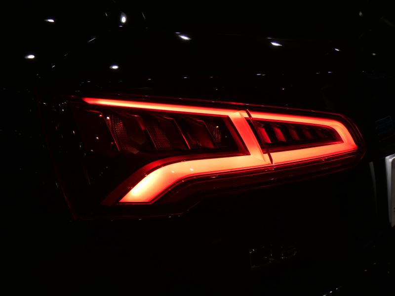 アウディ Q5 Q5 2.0TFSIｸﾜﾄﾛ ﾃﾞﾋﾞｭｰ&ﾗｸﾞｼﾞｭｱﾘｰ&ｱｼｽﾀﾝｽPKG　ADVｷｰ 追ACC ｻｲﾄﾞｱｼｽﾄ 衝突軽減 黒革 ﾋｰﾀｰ MMIﾅﾋﾞ ﾊﾞｰﾁｬﾙCP 全周ｶﾒﾗ PDC ﾏﾄﾘｸｽLED ｱﾝﾋﾞｴﾝﾄﾗｲﾄ Sﾗｲﾝｴｸｽﾃﾘｱ 20AW ☆ｴｱｻｽ　2年保証