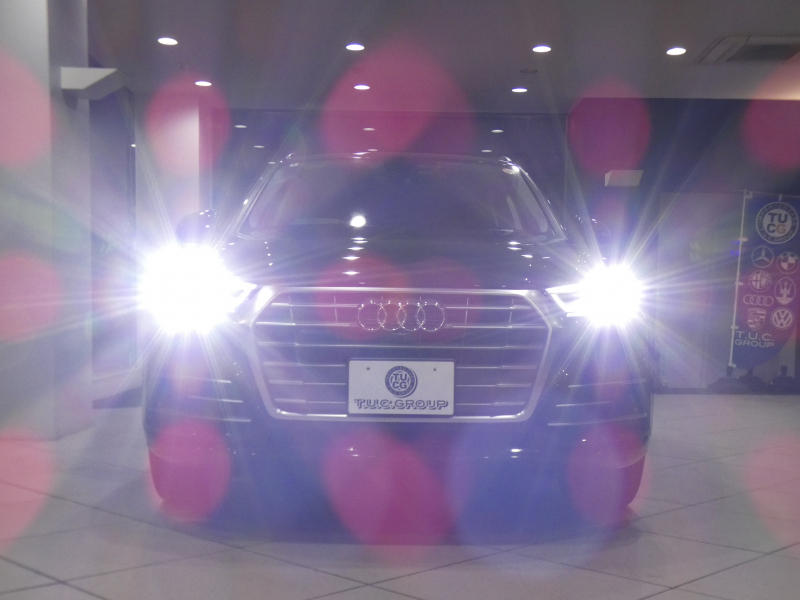 アウディ Q5 Q5 2.0TFSIｸﾜﾄﾛ ﾃﾞﾋﾞｭｰ&ﾗｸﾞｼﾞｭｱﾘｰ&ｱｼｽﾀﾝｽPKG　ADVｷｰ 追ACC ｻｲﾄﾞｱｼｽﾄ 衝突軽減 黒革 ﾋｰﾀｰ MMIﾅﾋﾞ ﾊﾞｰﾁｬﾙCP 全周ｶﾒﾗ PDC ﾏﾄﾘｸｽLED ｱﾝﾋﾞｴﾝﾄﾗｲﾄ Sﾗｲﾝｴｸｽﾃﾘｱ 20AW ☆ｴｱｻｽ　2年保証