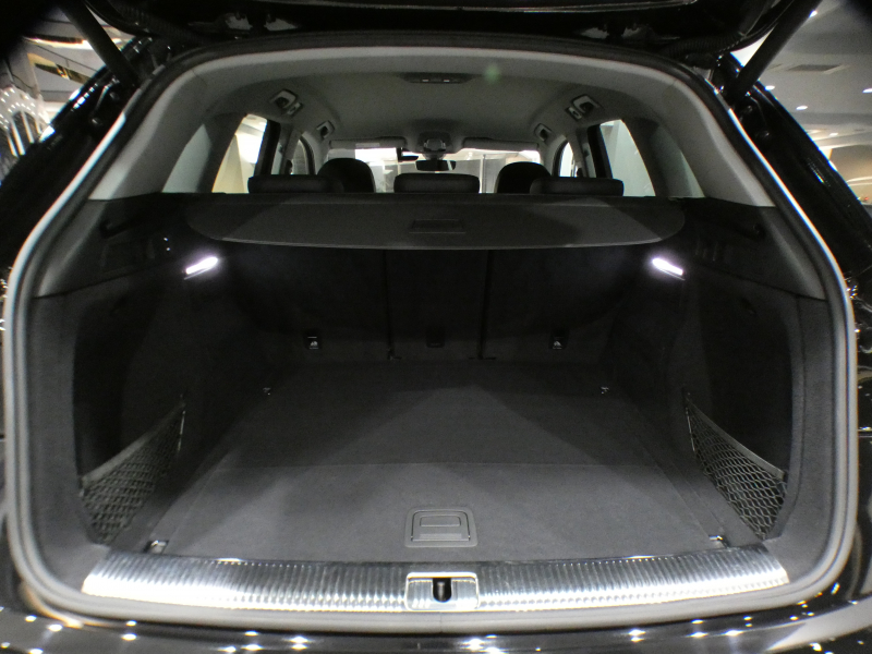 アウディ Q5 Q5 2.0TFSIｸﾜﾄﾛ ﾃﾞﾋﾞｭｰ&ﾗｸﾞｼﾞｭｱﾘｰ&ｱｼｽﾀﾝｽPKG　ADVｷｰ 追ACC ｻｲﾄﾞｱｼｽﾄ 衝突軽減 黒革 ﾋｰﾀｰ MMIﾅﾋﾞ ﾊﾞｰﾁｬﾙCP 全周ｶﾒﾗ PDC ﾏﾄﾘｸｽLED ｱﾝﾋﾞｴﾝﾄﾗｲﾄ Sﾗｲﾝｴｸｽﾃﾘｱ 20AW ☆ｴｱｻｽ　2年保証