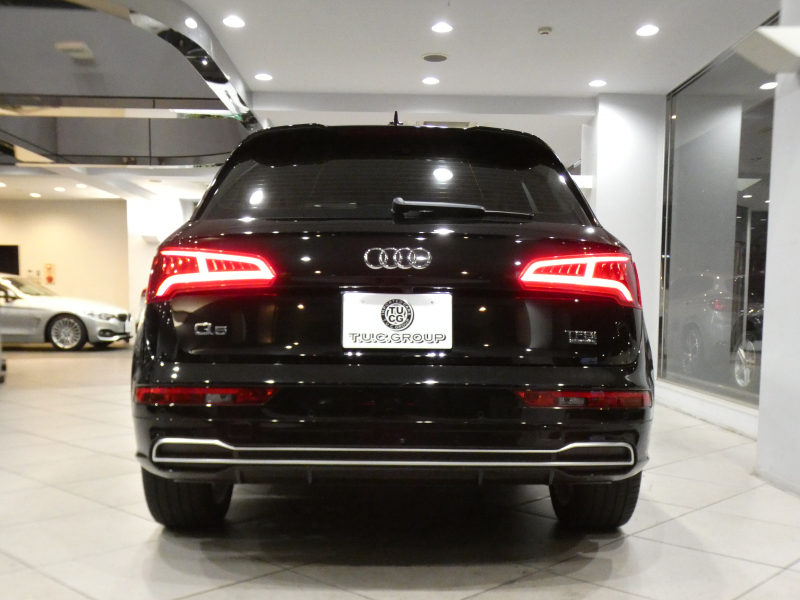 アウディ Q5 Q5 2.0TFSIｸﾜﾄﾛ ﾃﾞﾋﾞｭｰ&ﾗｸﾞｼﾞｭｱﾘｰ&ｱｼｽﾀﾝｽPKG　ADVｷｰ 追ACC ｻｲﾄﾞｱｼｽﾄ 衝突軽減 黒革 ﾋｰﾀｰ MMIﾅﾋﾞ ﾊﾞｰﾁｬﾙCP 全周ｶﾒﾗ PDC ﾏﾄﾘｸｽLED ｱﾝﾋﾞｴﾝﾄﾗｲﾄ Sﾗｲﾝｴｸｽﾃﾘｱ 20AW ☆ｴｱｻｽ　2年保証