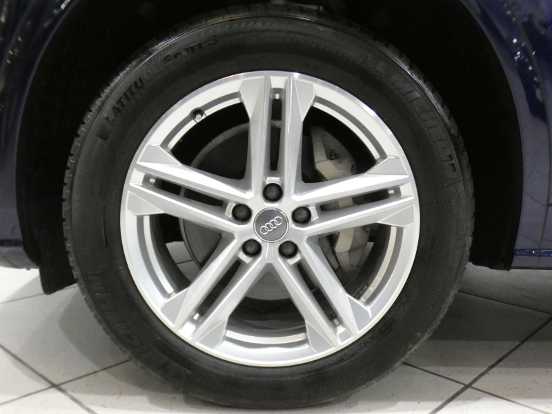 アウディ Q5 Q5 2.0TFSIｸﾜﾄﾛｽﾎﾟｰﾂ Sﾗｲﾝ&ｱｼｽﾀﾝｽPKG　ADVｷｰ 追ACC ｻｲﾄﾞｱｼｽﾄ ｱｳﾃﾞｨﾌﾟﾚｾﾝｽ ﾊﾟｰｸｱｼｽﾄ 半革 ﾋｰﾀｰ MMIﾅﾋﾞ ﾊﾞｰﾁｬﾙCP 全周ｶﾒﾗ PDC LEDﾗｲﾄ Sﾗｲﾝｴｸｽﾃﾘｱ&19AW　2年保証