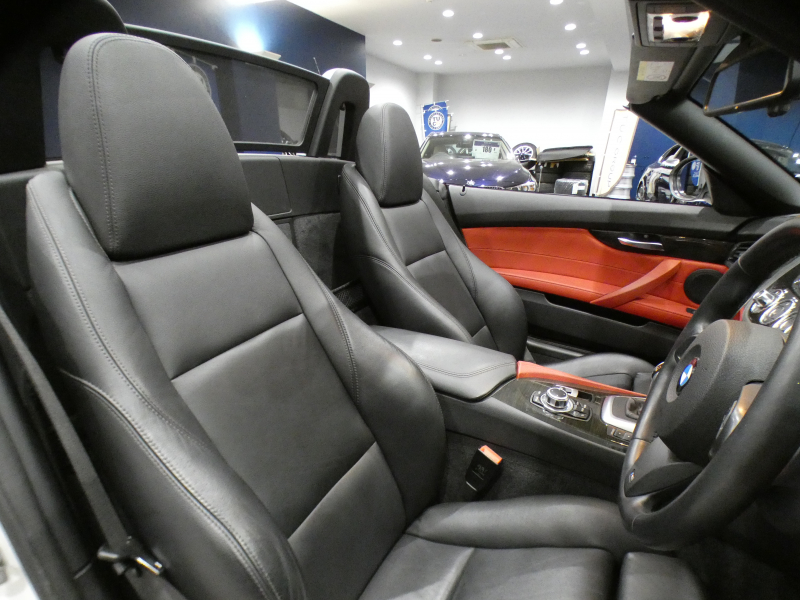 BMW Z4 Z4 Sﾄﾞﾗｲﾌﾞ20i Mｽﾎﾟｰﾂ　後期 Pｽﾀｰﾄ 黒革 ﾋｰﾀｰ iﾄﾞﾗｲﾌﾞﾅﾋﾞ TVﾁｭｰﾅｰ BTｵｰﾃﾞｨｵ ｷｾﾉﾝ Mｽﾎﾟｰﾂｴｱﾛ&18AW　2年保証