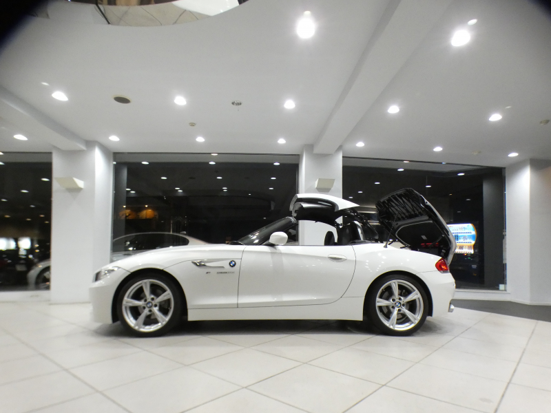 BMW Z4 Z4 Sﾄﾞﾗｲﾌﾞ20i Mｽﾎﾟｰﾂ　後期 Pｽﾀｰﾄ 黒革 ﾋｰﾀｰ iﾄﾞﾗｲﾌﾞﾅﾋﾞ TVﾁｭｰﾅｰ BTｵｰﾃﾞｨｵ ｷｾﾉﾝ Mｽﾎﾟｰﾂｴｱﾛ&18AW　2年保証