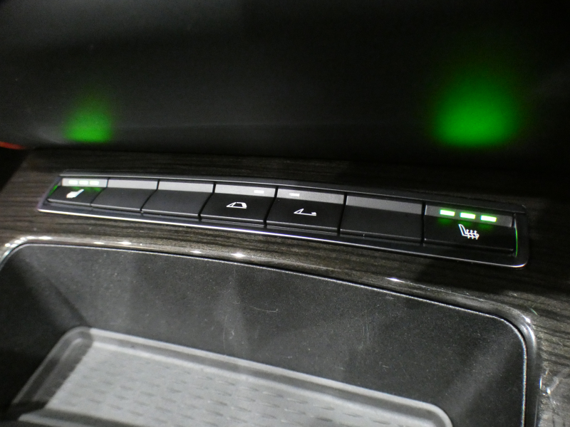 BMW Z4 Z4 Sﾄﾞﾗｲﾌﾞ20i Mｽﾎﾟｰﾂ　後期 Pｽﾀｰﾄ 黒革 ﾋｰﾀｰ iﾄﾞﾗｲﾌﾞﾅﾋﾞ TVﾁｭｰﾅｰ BTｵｰﾃﾞｨｵ ｷｾﾉﾝ Mｽﾎﾟｰﾂｴｱﾛ&18AW　2年保証