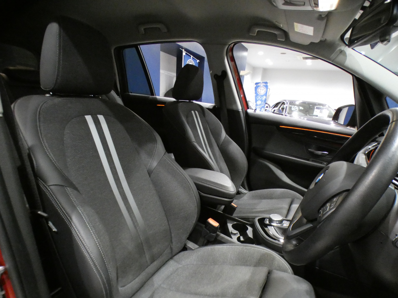 BMW 2シリーズ 218iｸﾞﾗﾝﾂｱﾗｰ ｽﾎﾟｰﾂDCT ADｾｰﾌﾃｨPKG　後期 追ACC ﾚｰﾝDW ｲﾝﾃﾘS 半革 ﾋｰﾀｰ iﾄﾞﾗｲﾌﾞﾅﾋﾞ(第6世代 ﾀｯﾁP対応) Bｶﾒﾗ PDC LEDﾗｲﾄ ｱﾝﾋﾞｴﾝﾄﾗｲﾄ ｵｰﾄﾃｰﾙｹﾞｰﾄ 純正前後ﾄﾞﾗﾚｺ 17AW　2年保証
