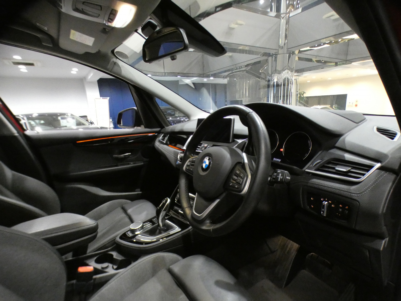 BMW 2シリーズ 218iｸﾞﾗﾝﾂｱﾗｰ ｽﾎﾟｰﾂDCT ADｾｰﾌﾃｨPKG　後期 追ACC ﾚｰﾝDW ｲﾝﾃﾘS 半革 ﾋｰﾀｰ iﾄﾞﾗｲﾌﾞﾅﾋﾞ(第6世代 ﾀｯﾁP対応) Bｶﾒﾗ PDC LEDﾗｲﾄ ｱﾝﾋﾞｴﾝﾄﾗｲﾄ ｵｰﾄﾃｰﾙｹﾞｰﾄ 純正前後ﾄﾞﾗﾚｺ 17AW　2年保証