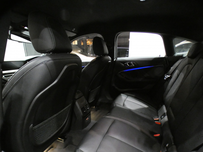 BMW 2シリーズ M235i Xﾄﾞﾗｲﾌﾞ ｸﾞﾗﾝｸｰﾍﾟ　ｺﾝﾌｫA Dｱｼｽﾄ 追ACC ﾚｰﾝDW 衝突軽減 黒革 ﾋｰﾀｰ iﾄﾞﾗｲﾌﾞﾅﾋﾞ(第7世代) Bｶﾒﾗ PDC LEDﾗｲﾄ ｱﾝﾋﾞｴﾝﾄﾗｲﾄ 専用ｴｸｽﾃﾘｱ&18AW 306ps　2年保証