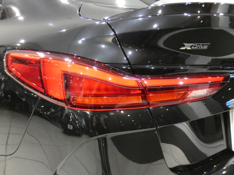 BMW 2シリーズ M235i Xﾄﾞﾗｲﾌﾞ ｸﾞﾗﾝｸｰﾍﾟ　ｺﾝﾌｫA Dｱｼｽﾄ 追ACC ﾚｰﾝDW 衝突軽減 黒革 ﾋｰﾀｰ iﾄﾞﾗｲﾌﾞﾅﾋﾞ(第7世代) Bｶﾒﾗ PDC LEDﾗｲﾄ ｱﾝﾋﾞｴﾝﾄﾗｲﾄ 専用ｴｸｽﾃﾘｱ&18AW 306ps　2年保証