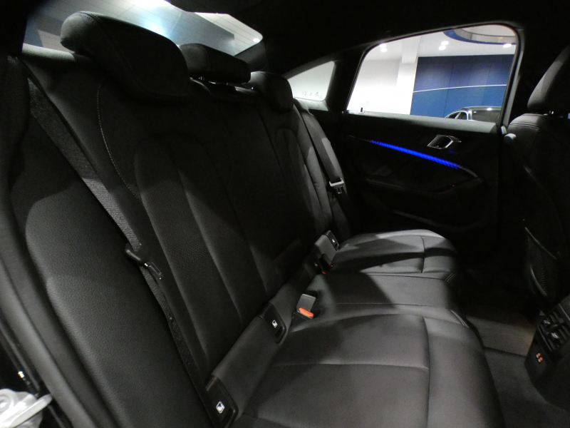 BMW 2シリーズ M235i Xﾄﾞﾗｲﾌﾞ ｸﾞﾗﾝｸｰﾍﾟ　ｺﾝﾌｫA Dｱｼｽﾄ 追ACC ﾚｰﾝDW 衝突軽減 黒革 ﾋｰﾀｰ iﾄﾞﾗｲﾌﾞﾅﾋﾞ(第7世代) Bｶﾒﾗ PDC LEDﾗｲﾄ ｱﾝﾋﾞｴﾝﾄﾗｲﾄ 専用ｴｸｽﾃﾘｱ&18AW 306ps　2年保証