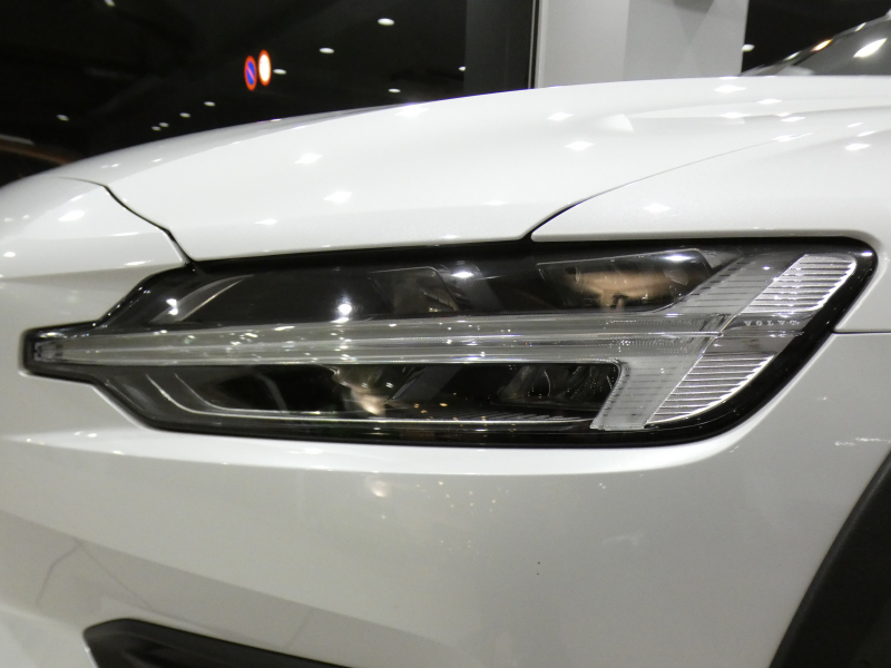 ボルボ V60 V60ｸﾛｽｶﾝﾄﾘｰ ｱﾙﾃｨﾒｯﾄB5 AWD　追ACC･LKA･ BLIS 茶革 全席ﾋｰﾀｰ ﾍﾞﾝﾁﾚｰﾀｰ ﾏｯｻｰｼﾞ ☆ｽﾃｱﾋｰﾀｰ ☆ｸﾘｽﾀﾙｼﾌﾄﾉﾌﾞ ﾀｯﾁｽｸﾘｰﾝGoogleﾅﾋﾞ harman/K 全周ｶﾒﾗ LEDﾗｲﾄ ｵｰﾄﾃｰﾙｹﾞｰﾄ 19AW B5EG+ﾓｰﾀｰ　2年保証