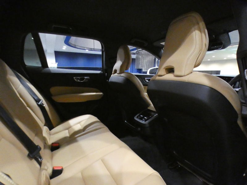 ボルボ V60 V60ｸﾛｽｶﾝﾄﾘｰ ｱﾙﾃｨﾒｯﾄB5 AWD　追ACC･LKA･ BLIS 茶革 全席ﾋｰﾀｰ ﾍﾞﾝﾁﾚｰﾀｰ ﾏｯｻｰｼﾞ ☆ｽﾃｱﾋｰﾀｰ ☆ｸﾘｽﾀﾙｼﾌﾄﾉﾌﾞ ﾀｯﾁｽｸﾘｰﾝGoogleﾅﾋﾞ harman/K 全周ｶﾒﾗ LEDﾗｲﾄ ｵｰﾄﾃｰﾙｹﾞｰﾄ 19AW B5EG+ﾓｰﾀｰ　2年保証