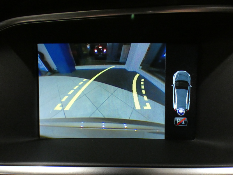 ボルボ V40 V40ｸﾛｽｶﾝﾄﾘｰ T5 AWD ﾓﾒﾝﾀﾑ　追ACC LKA LCMA BLIS 衝突軽減ﾌﾞﾚｰｷ ﾃｷｽﾀｲﾙｼｰﾄ HDDﾅﾋﾞTV BTｵｰﾃﾞｨｵ Bｶﾒﾗ Rｾﾝｻｰ LEDﾗｲﾄ 専用ｴｸｽﾃﾘｱ&18AW　2年保証