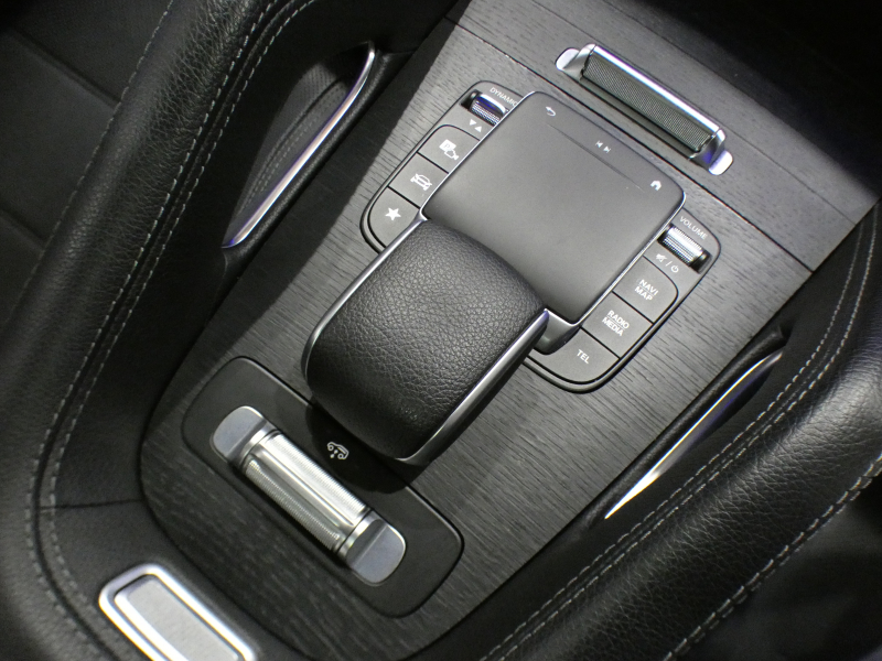 メルセデスベンツ GLE GLE400d 4MATICｽﾎﾟｰﾂ ﾚｰﾀﾞｰｾｰﾌﾃｨPKG　黒革 全席ﾋｰﾀｰ ﾍﾞﾝﾁﾚｰﾀｰ ｼｰﾄｷﾈﾃｨｸｽ ﾊﾟﾉﾗﾏSR MBUX TV ﾌﾞﾙﾒｽﾀｰ 全周囲ｶﾒﾗ PTS ﾍｯﾄﾞｱｯﾌﾟDSP 温冷ｶｯﾌﾟ ﾜｲﾔﾚｽCH ﾏﾙﾁﾋﾞｰﾑLED AMGｽﾀｲﾘﾝｸﾞ&20AW　2年保証