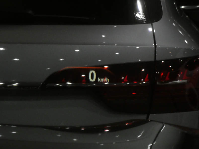 BMW 7シリーズ 750Li　☆indivi外装色&内装 ﾀﾙﾄｩｰﾌｫﾒﾘﾉﾚｻﾞｰ&ｱﾙｶﾝﾀﾗﾙｰﾌ 全席ﾋｰﾀｰ&ﾍﾞﾝﾁﾚｰﾀｰ&ﾏｯｻｰｼﾞ ☆ｽｶｲﾗｳﾝｼﾞSR iﾄﾞﾗｲﾌﾞﾅﾋﾞ(第6世代ﾀｯﾁP対応) ﾜｲﾔﾚｽCH h/k ﾜｲﾔﾚｽCH 全周ｶﾒﾗ PDC ☆LEDﾚｰｻﾞｰﾗｲﾄ ☆indivi20AW　2年保証