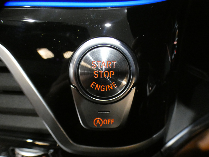 BMW 7シリーズ 750Li　☆indivi外装色&内装 ﾀﾙﾄｩｰﾌｫﾒﾘﾉﾚｻﾞｰ&ｱﾙｶﾝﾀﾗﾙｰﾌ 全席ﾋｰﾀｰ&ﾍﾞﾝﾁﾚｰﾀｰ&ﾏｯｻｰｼﾞ ☆ｽｶｲﾗｳﾝｼﾞSR iﾄﾞﾗｲﾌﾞﾅﾋﾞ(第6世代ﾀｯﾁP対応) ﾜｲﾔﾚｽCH h/k ﾜｲﾔﾚｽCH 全周ｶﾒﾗ PDC ☆LEDﾚｰｻﾞｰﾗｲﾄ ☆indivi20AW　2年保証