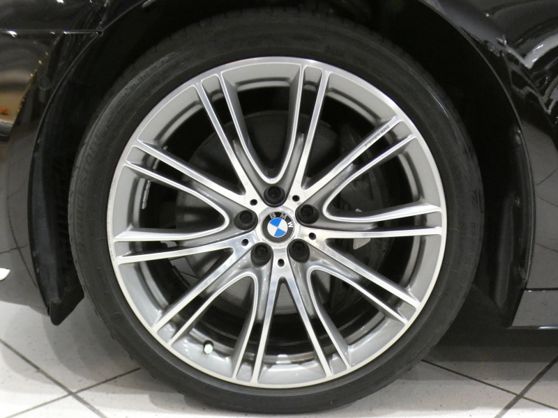 BMW 7シリーズ 750Li　☆indivi外装色&内装 ﾀﾙﾄｩｰﾌｫﾒﾘﾉﾚｻﾞｰ&ｱﾙｶﾝﾀﾗﾙｰﾌ 全席ﾋｰﾀｰ&ﾍﾞﾝﾁﾚｰﾀｰ&ﾏｯｻｰｼﾞ ☆ｽｶｲﾗｳﾝｼﾞSR iﾄﾞﾗｲﾌﾞﾅﾋﾞ(第6世代ﾀｯﾁP対応) ﾜｲﾔﾚｽCH h/k ﾜｲﾔﾚｽCH 全周ｶﾒﾗ PDC ☆LEDﾚｰｻﾞｰﾗｲﾄ ☆indivi20AW　2年保証