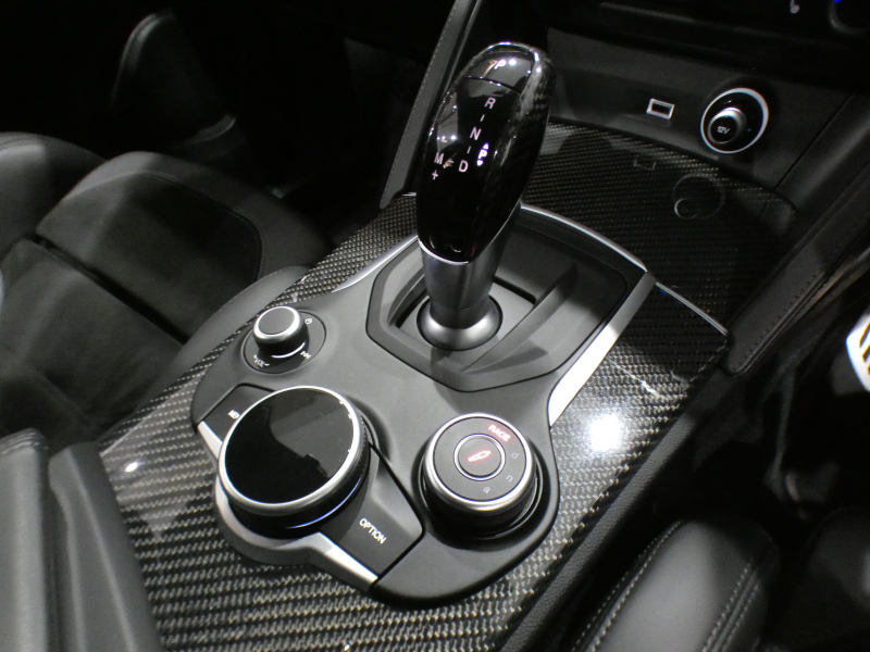 アルファロメオ ステルヴィオ ｽﾃﾙｳﾞｲｵ V6ﾋﾞﾀｰﾎﾞ ｸｱﾄﾞﾘﾌｫﾘｵ　追ACC ﾚｰﾝﾃﾞｨﾊﾟｰﾁｬｰ&ﾌﾞﾗｲﾝﾄﾞｽﾎﾟｯﾄ 黒半革 ﾋｰﾀｰ ｽﾃｱﾋｰﾀｰ Connectｼｽﾃﾑ ｱﾝﾄﾞﾛｲﾄﾞｵｰﾄ harman/Kardon Bｶﾒﾗ ｷｾﾉﾝ 専用ｴｸｽﾃﾘｱ&20AW ﾀﾞｳﾝｻｽ EBM 可変ﾏﾌﾗｰ 510ps　2年保証