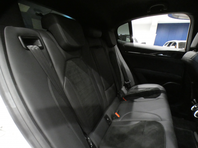 アルファロメオ ステルヴィオ ｽﾃﾙｳﾞｲｵ V6ﾋﾞﾀｰﾎﾞ ｸｱﾄﾞﾘﾌｫﾘｵ　追ACC ﾚｰﾝﾃﾞｨﾊﾟｰﾁｬｰ&ﾌﾞﾗｲﾝﾄﾞｽﾎﾟｯﾄ 黒半革 ﾋｰﾀｰ ｽﾃｱﾋｰﾀｰ Connectｼｽﾃﾑ ｱﾝﾄﾞﾛｲﾄﾞｵｰﾄ harman/Kardon Bｶﾒﾗ ｷｾﾉﾝ 専用ｴｸｽﾃﾘｱ&20AW ﾀﾞｳﾝｻｽ EBM 可変ﾏﾌﾗｰ 510ps　2年保証