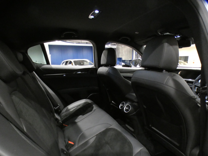 アルファロメオ ステルヴィオ ｽﾃﾙｳﾞｲｵ V6ﾋﾞﾀｰﾎﾞ ｸｱﾄﾞﾘﾌｫﾘｵ　追ACC ﾚｰﾝﾃﾞｨﾊﾟｰﾁｬｰ&ﾌﾞﾗｲﾝﾄﾞｽﾎﾟｯﾄ 黒半革 ﾋｰﾀｰ ｽﾃｱﾋｰﾀｰ Connectｼｽﾃﾑ ｱﾝﾄﾞﾛｲﾄﾞｵｰﾄ harman/Kardon Bｶﾒﾗ ｷｾﾉﾝ 専用ｴｸｽﾃﾘｱ&20AW ﾀﾞｳﾝｻｽ EBM 可変ﾏﾌﾗｰ 510ps　2年保証