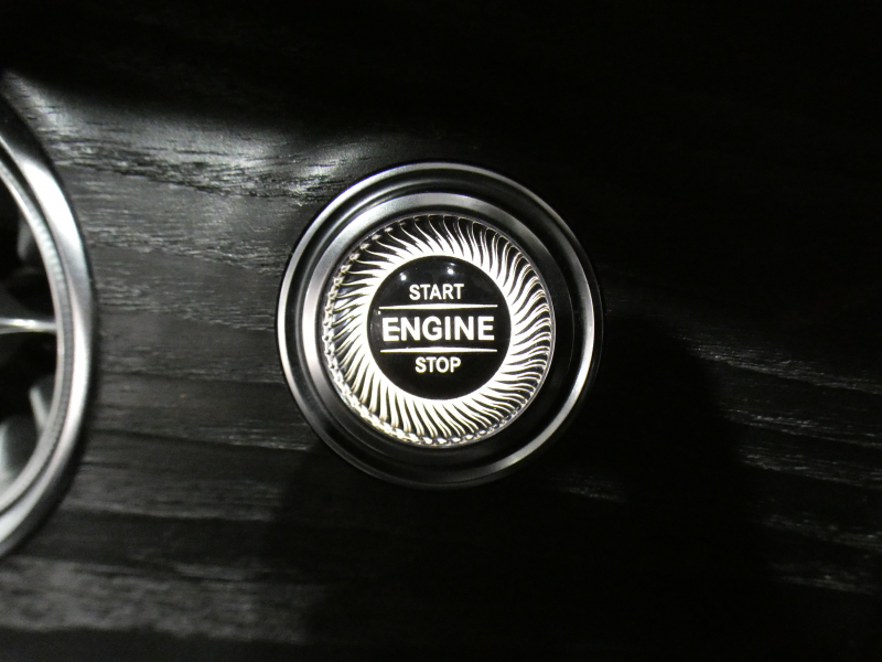 メルセデスベンツ Eクラス E200ｶﾌﾞﾘｵﾚ ｽﾎﾟｰﾂ ﾚｻﾞｰ&ﾚｰﾀﾞｰｾｰﾌﾃｨPKG　黒革/黒幌 ﾋｰﾀｰ&ｴｱｽｶｰﾌ ﾅﾋﾞTV ☆ﾌﾞﾙﾒｽﾀｰ 全周囲ｶﾒﾗ PTS ｴｱﾊﾞﾗﾝｽ ﾏﾙﾁﾋﾞｰﾑLED ｱﾝﾋﾞｴﾝﾄﾗｲﾄ AMGｽﾀｲﾘﾝｸﾞ&19AW　2年保証