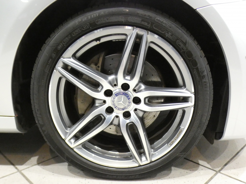 メルセデスベンツ Eクラス E200AVGｽﾎﾟｰﾂ ﾚｻﾞｰ&ﾚｰﾀﾞｰｾｰﾌﾃｨPKG　1ｵｰﾅｰ 黒革 全席ﾋｰﾀｰ ☆ﾊﾟﾉﾗﾏSR ﾅﾋﾞTV ☆ﾌﾞﾙﾒｽﾀｰ 全周囲ｶﾒﾗ PTS ｴｱﾊﾞﾗﾝｽ ﾏﾙﾁﾋﾞｰﾑLED ｱﾝﾋﾞｴﾝﾄﾗｲﾄ AMGｽﾀｲﾘﾝｸﾞ&19AW　2年保証