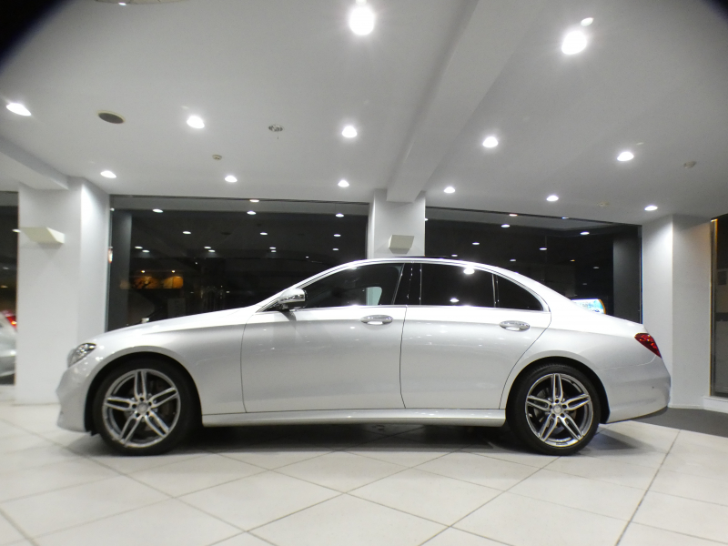 メルセデスベンツ Eクラス E200AVGｽﾎﾟｰﾂ ﾚｻﾞｰ&ﾚｰﾀﾞｰｾｰﾌﾃｨPKG　1ｵｰﾅｰ 黒革 全席ﾋｰﾀｰ ☆ﾊﾟﾉﾗﾏSR ﾅﾋﾞTV ☆ﾌﾞﾙﾒｽﾀｰ 全周囲ｶﾒﾗ PTS ｴｱﾊﾞﾗﾝｽ ﾏﾙﾁﾋﾞｰﾑLED ｱﾝﾋﾞｴﾝﾄﾗｲﾄ AMGｽﾀｲﾘﾝｸﾞ&19AW　2年保証