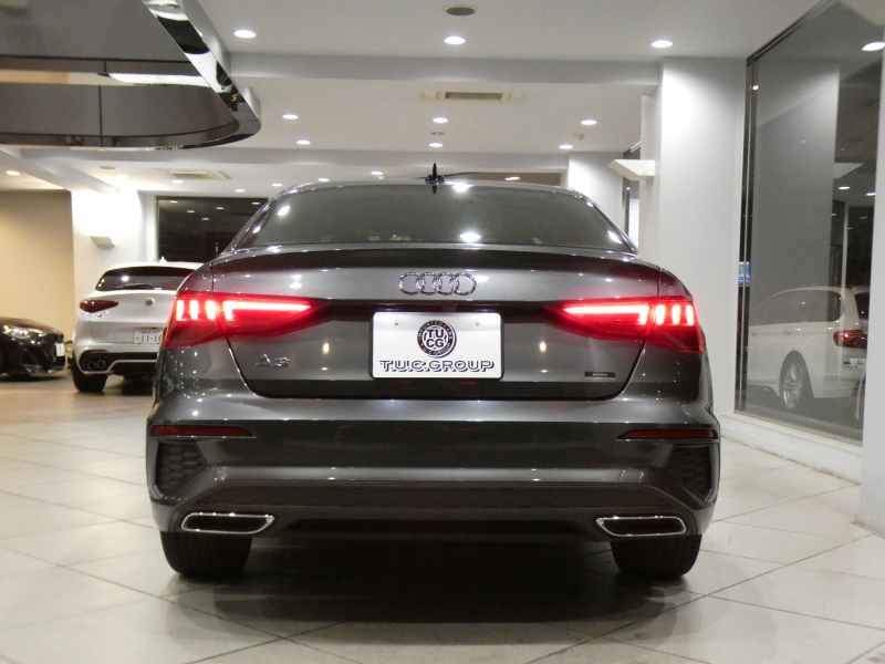 アウディ A3 A3ｾﾀﾞﾝ 30TFSI Sﾗｲﾝ ｺﾝﾋﾞﾆｴﾝｽ&ｱｼｽﾀﾝｽ&ﾃｸﾉﾛｼﾞｰ&SﾗｲﾝﾌﾟﾗｽPKG　ADVｷｰ 追ACC ｻｲﾄﾞｱｼｽﾄ ｱｳﾃﾞｨﾌﾟﾚｾﾝｽ MMIﾅﾋﾞ(ﾀｯﾁﾚｽﾎﾟﾝｽ付) ﾊﾞｰﾁｬﾙCP ﾜｲﾔﾚｽCH Bｶﾒﾗ PDC ☆ﾏﾄﾘｸｽLED ｱﾝﾋﾞｴﾝﾄﾗｲﾄ Sﾗｲﾝｴｸｽﾃﾘｱ&18AW　2年保証