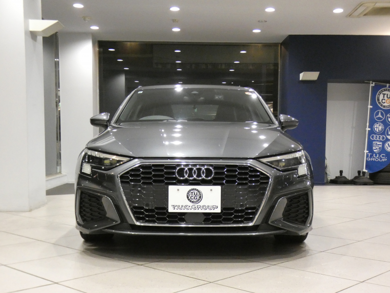 アウディ A3 A3ｾﾀﾞﾝ 30TFSI Sﾗｲﾝ ｺﾝﾋﾞﾆｴﾝｽ&ｱｼｽﾀﾝｽ&ﾃｸﾉﾛｼﾞｰ&SﾗｲﾝﾌﾟﾗｽPKG　ADVｷｰ 追ACC ｻｲﾄﾞｱｼｽﾄ ｱｳﾃﾞｨﾌﾟﾚｾﾝｽ MMIﾅﾋﾞ(ﾀｯﾁﾚｽﾎﾟﾝｽ付) ﾊﾞｰﾁｬﾙCP ﾜｲﾔﾚｽCH Bｶﾒﾗ PDC ☆ﾏﾄﾘｸｽLED ｱﾝﾋﾞｴﾝﾄﾗｲﾄ Sﾗｲﾝｴｸｽﾃﾘｱ&18AW　2年保証