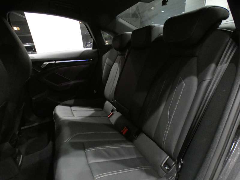 アウディ A3 A3ｾﾀﾞﾝ 30TFSI Sﾗｲﾝ ｺﾝﾋﾞﾆｴﾝｽ&ｱｼｽﾀﾝｽ&ﾃｸﾉﾛｼﾞｰ&SﾗｲﾝﾌﾟﾗｽPKG　ADVｷｰ 追ACC ｻｲﾄﾞｱｼｽﾄ ｱｳﾃﾞｨﾌﾟﾚｾﾝｽ MMIﾅﾋﾞ(ﾀｯﾁﾚｽﾎﾟﾝｽ付) ﾊﾞｰﾁｬﾙCP ﾜｲﾔﾚｽCH Bｶﾒﾗ PDC ☆ﾏﾄﾘｸｽLED ｱﾝﾋﾞｴﾝﾄﾗｲﾄ Sﾗｲﾝｴｸｽﾃﾘｱ&18AW　2年保証