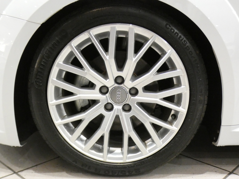 アウディ TTロードスター TTﾛｰﾄﾞｽﾀｰ 2.0TFSIｸﾜﾄﾛ SﾗｲﾝPKG　ADVｷｰ 黒幌/黒半革 Pｼｰﾄ MMIﾅﾋﾞTV ﾊﾞｰﾁｬﾙCP Bｶﾒﾗ ☆ﾏﾄﾘｸｽLED Sﾗｲﾝｴｸｽﾃﾘｱ&18AW ☆KWｻｽﾍﾟﾝｼｮﾝ ﾚﾑｽﾏﾌﾗｰ　2年保証