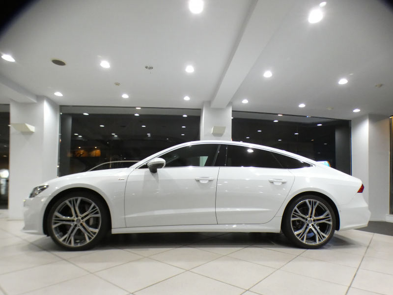 アウディ A7 A7ｽﾎﾟｰﾂﾊﾞｯｸ 55TFSIｸﾜﾄﾛ Sﾗｲﾝ&ﾄﾞﾗｲﾋﾞﾝｸﾞ&ｱｼｽﾀﾝｽPKG　ADVｷｰ 追ACC ﾚｰﾝ&ｻｲﾄﾞｱｼｽﾄ ☆灰革 全席ﾋｰﾀｰ ﾀｯﾁﾚｽﾎﾟﾝｽ付MMIﾅﾋﾞ ﾊﾞｰﾁｬﾙCP+ B&Oｻｳﾝﾄﾞ 全周囲ｶﾒﾗ PDC ☆ﾚｰｻﾞｰﾏﾄﾘｸｽLED Sﾗｲﾝｴｸｽﾃﾘｱ ☆OP20AW　2年保証