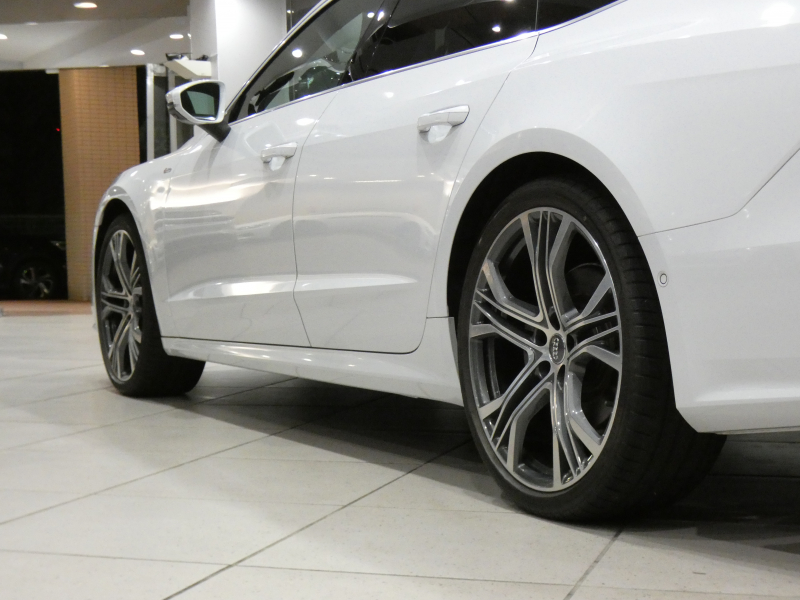 アウディ A7 A7ｽﾎﾟｰﾂﾊﾞｯｸ 55TFSIｸﾜﾄﾛ Sﾗｲﾝ&ﾄﾞﾗｲﾋﾞﾝｸﾞ&ｱｼｽﾀﾝｽPKG　ADVｷｰ 追ACC ﾚｰﾝ&ｻｲﾄﾞｱｼｽﾄ ☆灰革 全席ﾋｰﾀｰ ﾀｯﾁﾚｽﾎﾟﾝｽ付MMIﾅﾋﾞ ﾊﾞｰﾁｬﾙCP+ B&Oｻｳﾝﾄﾞ 全周囲ｶﾒﾗ PDC ☆ﾚｰｻﾞｰﾏﾄﾘｸｽLED Sﾗｲﾝｴｸｽﾃﾘｱ ☆OP20AW　2年保証