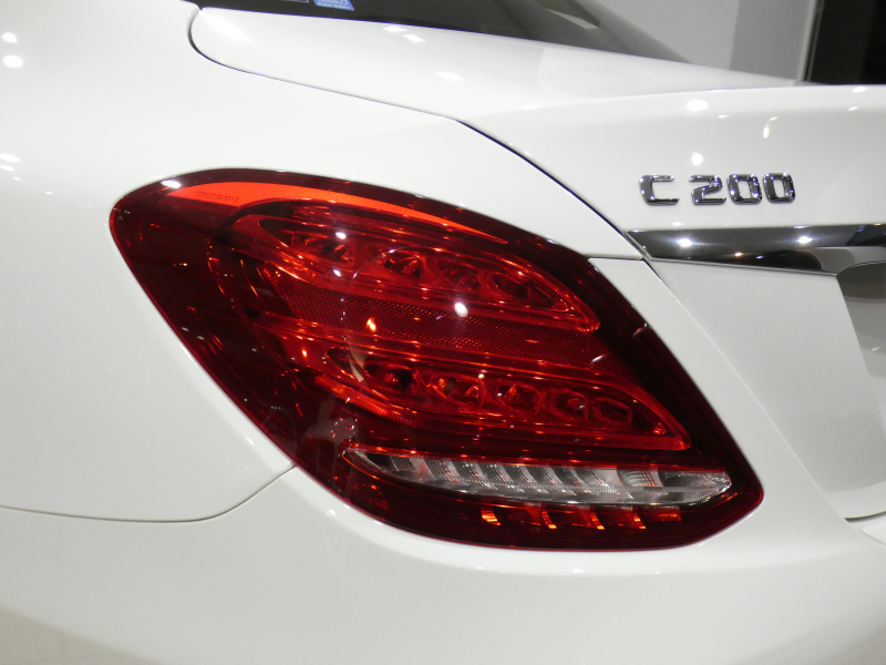 メルセデスベンツ Cクラス C200 ｴｸｽｸﾙｰｼﾌﾞﾗｲﾝﾘﾐﾃｯﾄﾞ(本革仕様) ﾚｰﾀﾞｰｾｰﾌﾃｨPKG　☆限定300台 ☆1ｵｰﾅｰ 黒革 ﾋｰﾀｰ ﾅﾋﾞTV Bｶﾒﾗ PTS ☆ｴｱﾊﾞﾗﾝｽ LEDﾗｲﾄ ｱﾝﾋﾞｴﾝﾄﾗｲﾄ ｵｰﾄﾄﾗﾝｸ 専用ﾃﾞｻﾞｲﾝｴｸｽﾃﾘｱ&17AW　2年保証