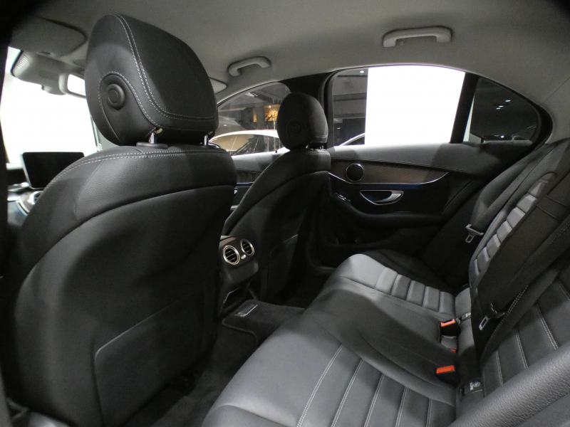 メルセデスベンツ Cクラス C200 ｴｸｽｸﾙｰｼﾌﾞﾗｲﾝﾘﾐﾃｯﾄﾞ(本革仕様) ﾚｰﾀﾞｰｾｰﾌﾃｨPKG　☆限定300台 ☆1ｵｰﾅｰ 黒革 ﾋｰﾀｰ ﾅﾋﾞTV Bｶﾒﾗ PTS ☆ｴｱﾊﾞﾗﾝｽ LEDﾗｲﾄ ｱﾝﾋﾞｴﾝﾄﾗｲﾄ ｵｰﾄﾄﾗﾝｸ 専用ﾃﾞｻﾞｲﾝｴｸｽﾃﾘｱ&17AW　2年保証