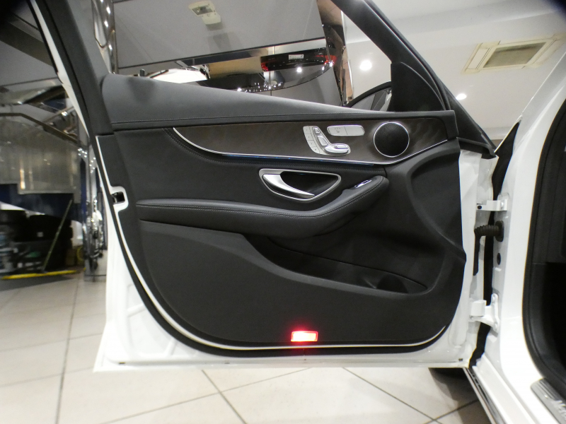 メルセデスベンツ Cクラス C200 ｴｸｽｸﾙｰｼﾌﾞﾗｲﾝﾘﾐﾃｯﾄﾞ(本革仕様) ﾚｰﾀﾞｰｾｰﾌﾃｨPKG　☆限定300台 ☆1ｵｰﾅｰ 黒革 ﾋｰﾀｰ ﾅﾋﾞTV Bｶﾒﾗ PTS ☆ｴｱﾊﾞﾗﾝｽ LEDﾗｲﾄ ｱﾝﾋﾞｴﾝﾄﾗｲﾄ ｵｰﾄﾄﾗﾝｸ 専用ﾃﾞｻﾞｲﾝｴｸｽﾃﾘｱ&17AW　2年保証